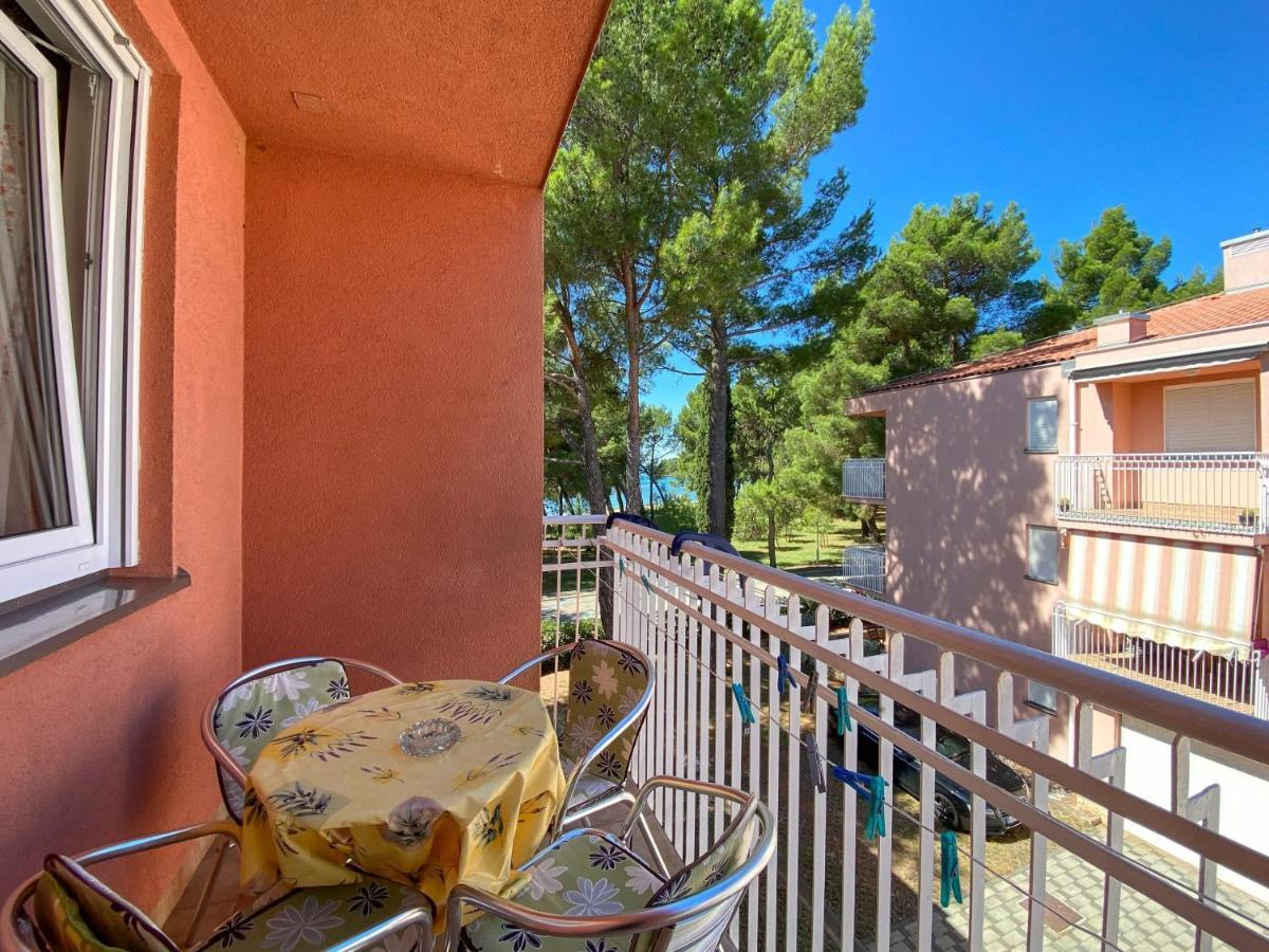 Vesna S Apartment Novigrad  Bagian luar foto