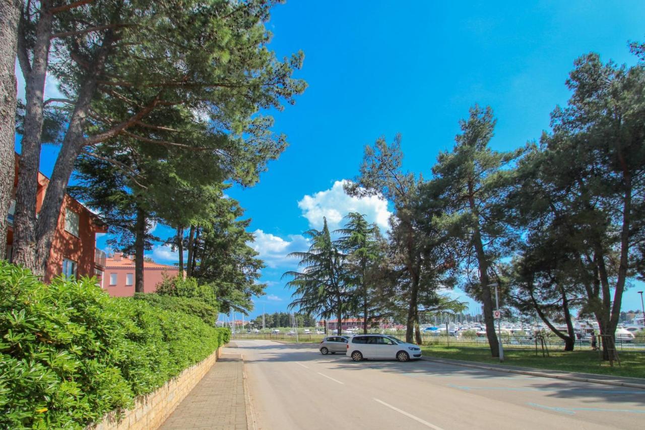 Vesna S Apartment Novigrad  Bagian luar foto