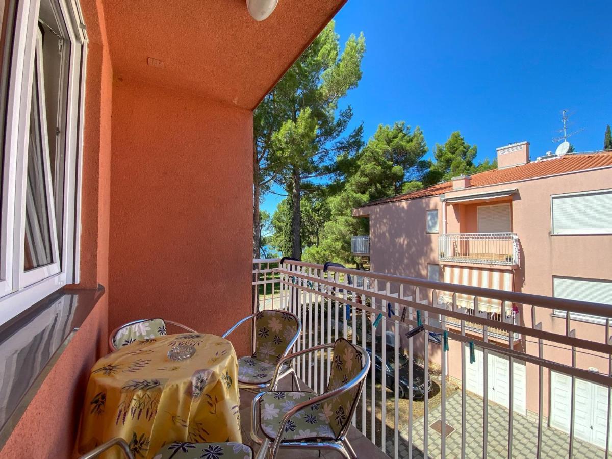 Vesna S Apartment Novigrad  Bagian luar foto