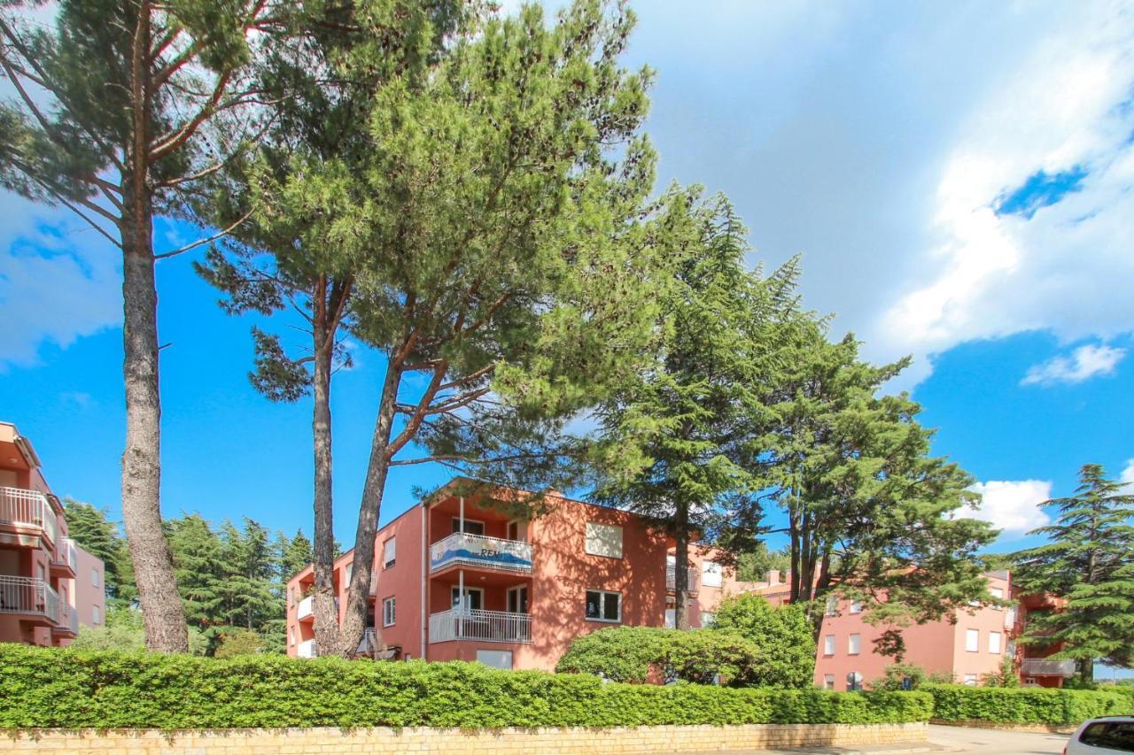 Vesna S Apartment Novigrad  Bagian luar foto